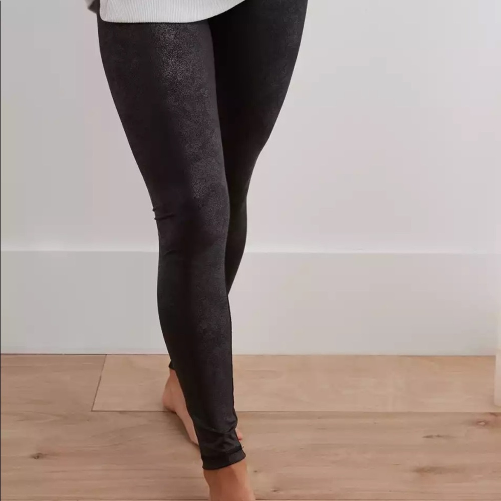 AE Crackle Faux Leather Leggings